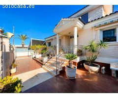 Villa en Venta en Torrevieja, Alicante
