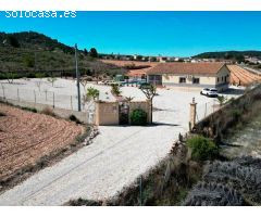 Casa en Venta en Hondón de las Nieves, Alicante