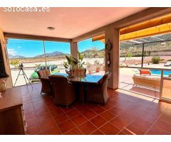 Casa en Venta en Hondón de las Nieves, Alicante