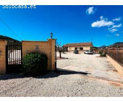 Casa en Venta en Hondón de las Nieves, Alicante