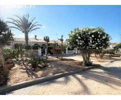 Adosado en Venta en Torrevieja, Alicante