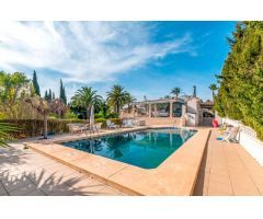 Chalet en Venta en Alfas Del Pi (L`), Alicante