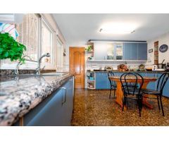 Chalet en Venta en Alfas Del Pi (L`), Alicante