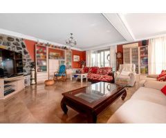 Chalet en Venta en Alfas Del Pi (L`), Alicante