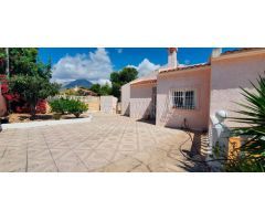 Chalet en Venta en Nucia (La), Alicante