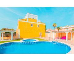 Adosado en Venta en Torrevieja, Alicante