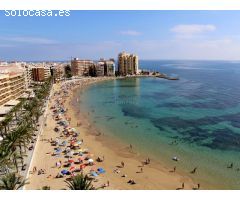 Piso en Venta en Torrevieja, Alicante