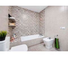 Piso en Venta en Torrevieja, Alicante