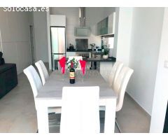 Chalet en Alquiler en Pilar de la Horadada, Alicante