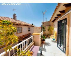 Chalet Pareado en Venta en Torrevieja, Alicante