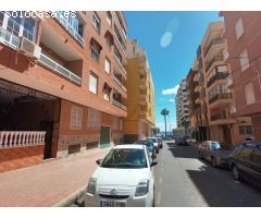 Apartamento en Alquiler en Torrevieja, Alicante
