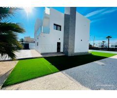 Villa en Venta en Torrevieja, Alicante