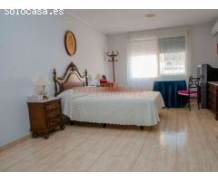 Adosado en Venta en Orihuela, Alicante