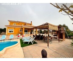 Villa en Alquiler en Elche/Elx, Alicante