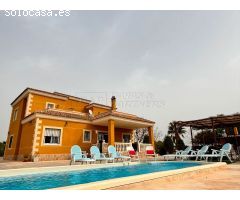 Villa en Alquiler en Elche/Elx, Alicante