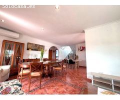 Villa en Alquiler en Elche/Elx, Alicante