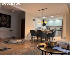 SE VENDE PISAZO REFORMADO EN SANTA CATALINA ( PARKING INCLUIDO)