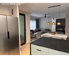 SE VENDE PISAZO REFORMADO EN SANTA CATALINA ( PARKING INCLUIDO)