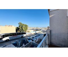 Apartamento muy luminoso, en zona residencial, con plaza de garaje incluida