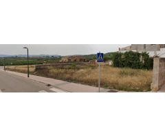 Solar urbano de 1647 m² ideal para inversión o desarrollo de viviendas en Masllorenç