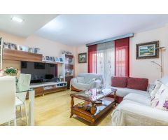 ALMERIA - LA CAÑADA: ADOSADA 3 HABITACIONES + 2 BAÑOS + 1 ASEO + COCINA EQUIPADA + SOLARIUM