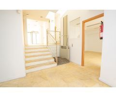LOCAL COMERCIAL DE 679M2 EN CALLE REAL (ALMERÍA)