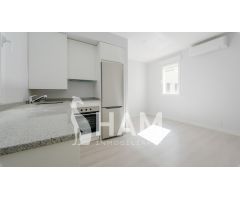 ¡Oportunidad para inversores! Piso en venta en la codiciada calle Ponzano, Madrid.