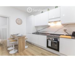 ALQUILER TEMPORAL-APARTAMENTO RECIEN REFORMADO ZONA CHUECA