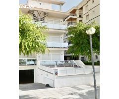 PLANTA BAJA CON TERRAZA EN PRIMERA LINEA DE MAR - SEGUR DE CALAFELL