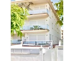 PLANTA BAJA CON TERRAZA EN PRIMERA LINEA DE MAR - SEGUR DE CALAFELL