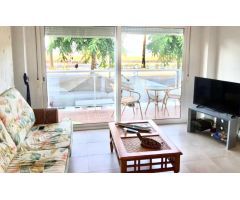 PLANTA BAJA CON TERRAZA EN PRIMERA LINEA DE MAR - SEGUR DE CALAFELL
