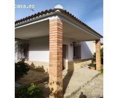 Chalet esquinero en Albinyana – Una sola planta