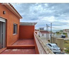 CUL005 - ADOSADO DE 157M2 EN LA CALLE PINTAET EN EL ESTANY DE CULLERA - A 10M DEL MAR