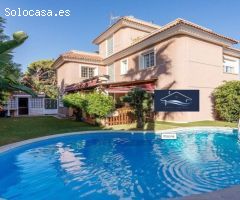 IMPRESIONANTE CHALET CABO HUERTAS