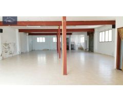 NAVE EN PETRER EN 2 PLANTAS CON MONTACARGAS