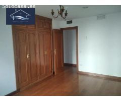 ESPECTACUYLAR Y AMPLIO PISO EN VENTA - ZONA CENTRO - PUERTO DEPORTIVO