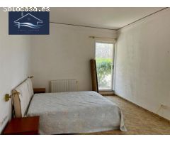 Chalet independiente con piscina propia y amplio jardín en El Moralet
