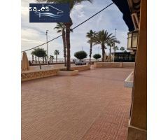 Luminoso Local Comercial en Primera Línea de Playa en El Campello