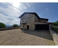 CASA DE PIEDRA CON TERRENO EN EL VALLE DE MENA