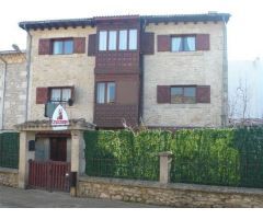 EN VENTA CASA DE PIEDRA CON BAR