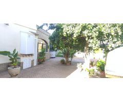 MAGNIFICO CHALET EN PARCELA DE 1500 METROS URBANO EN ZONA DEL CAMPITO
