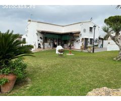 MAGNIFICO CHALET EN CHICLANA
