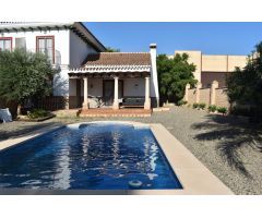 Casa de campo en Venta en Alhaurín el Grande, Málaga