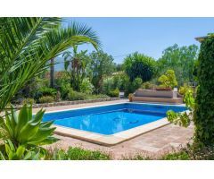 Casa de campo en Venta en Alhaurín el Grande, Málaga