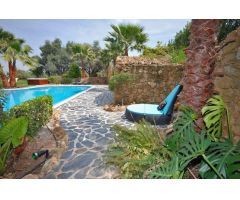 LUJOSA FINCA DE ESTILO ANDALUZ A UNOS MINUTOS DE ALHAURIN EL GRANDE IDEAL PARA ALQUILER VACACIONAL