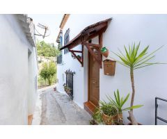 Coqueta Casa zona Barranco del Abogado con  vistas a Granada