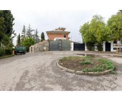 GR3634 - ¡Vive el lujo y la seguridad en Cortijo del Aire, Granada! ?????*