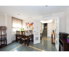 PRECIOSA CASA EN ZONA PARQUE ALMUNIA