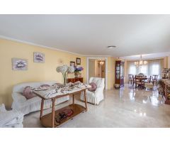 Chalet en Huetor Vega.