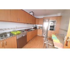 Dúplex con cuatro dormitorios y grandes dimensiones en Puerto lumbreras